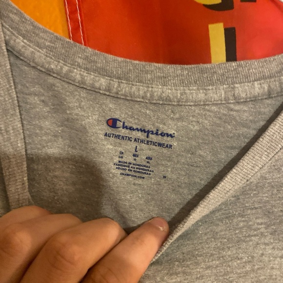 Champion TShirt - Picture 2 of 3